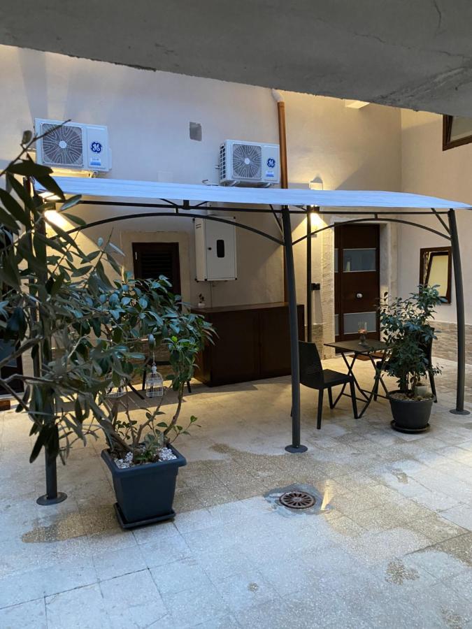 Il Cortiletto28 Rooms & House Syracuse Exterior foto